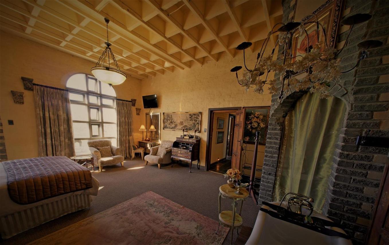Hotel Bygracealone Manor Outeniekwa Exterior foto